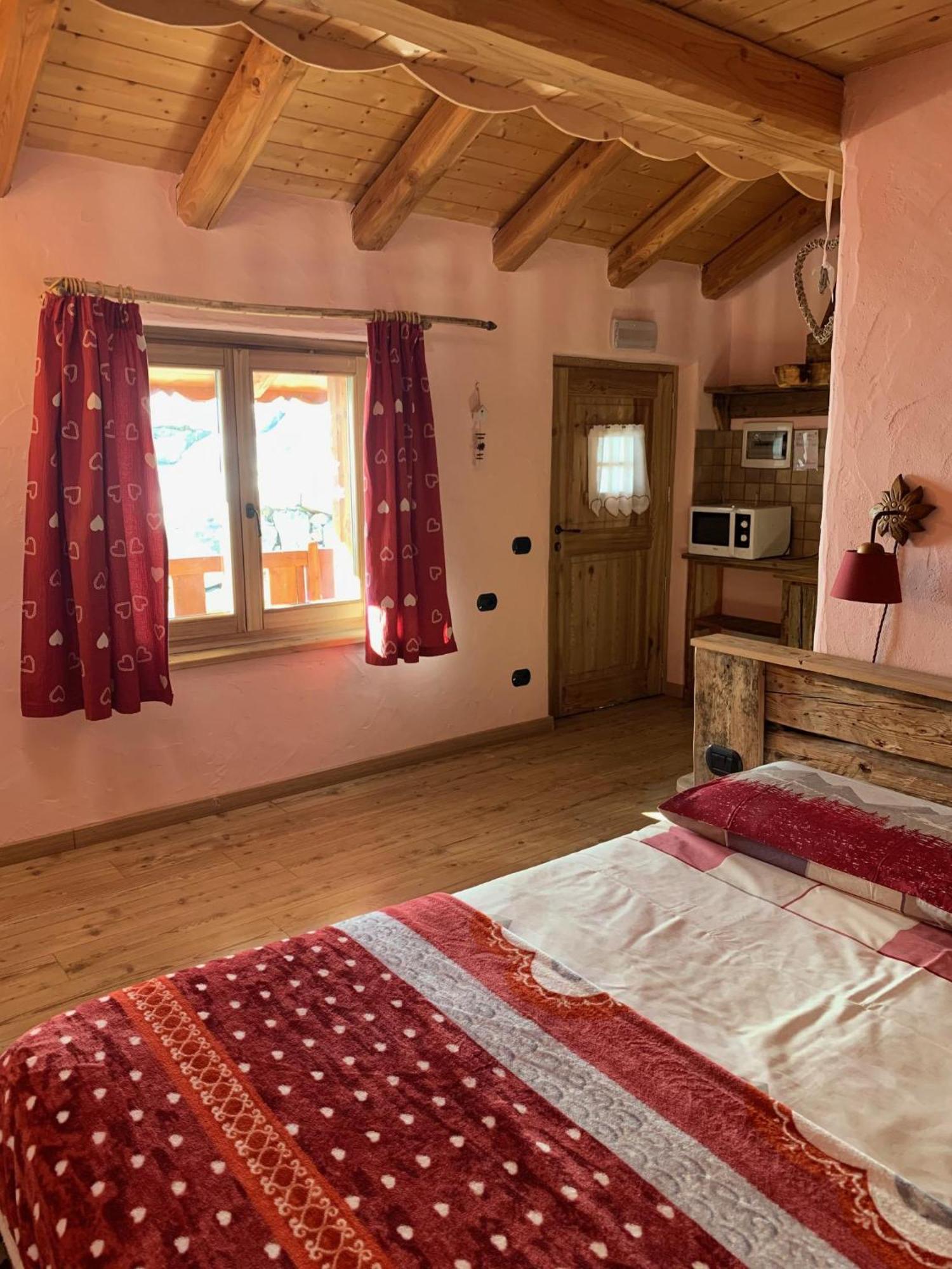 La Ferme Du Grand Paradis Конь Номер фото