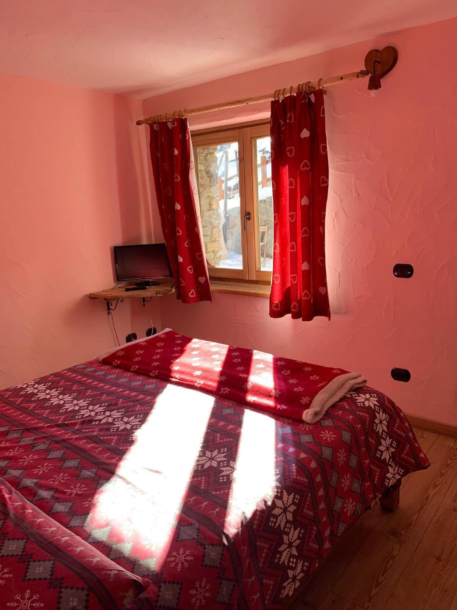 La Ferme Du Grand Paradis Конь Номер фото